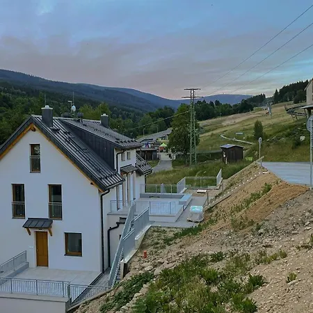 U Kralika, Apartman E, 50M Od Lanovky A Bobove Drahy, Parkovani Zdarma Dolni Morava Exterior photo